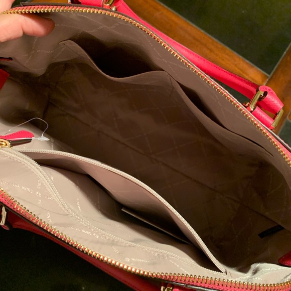 Michael Kors Ciara Satchel - Picture 3 of 8